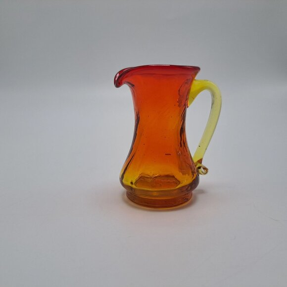 Pilgrim Hand Blown Swirl Glass Vase Pitcher With Applied Handle Amberina Vintage - Picture 7 of 12